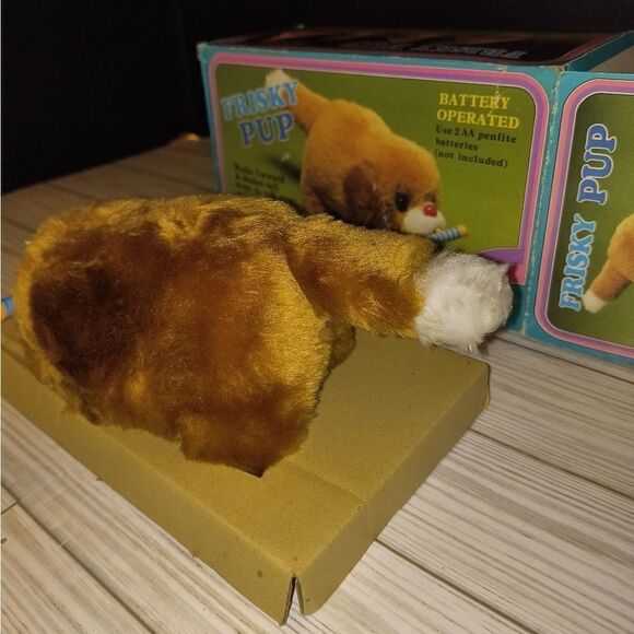 Amily Frisky Pup Vintage Battery Operated Kids Toy Moving Animal Company In Box - Picture 9 of 10